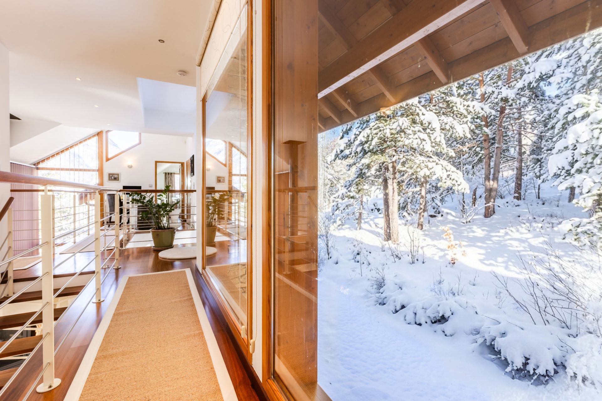 chalet 8 Pièces en vente sur LA SALLE LES ALPES (05240)