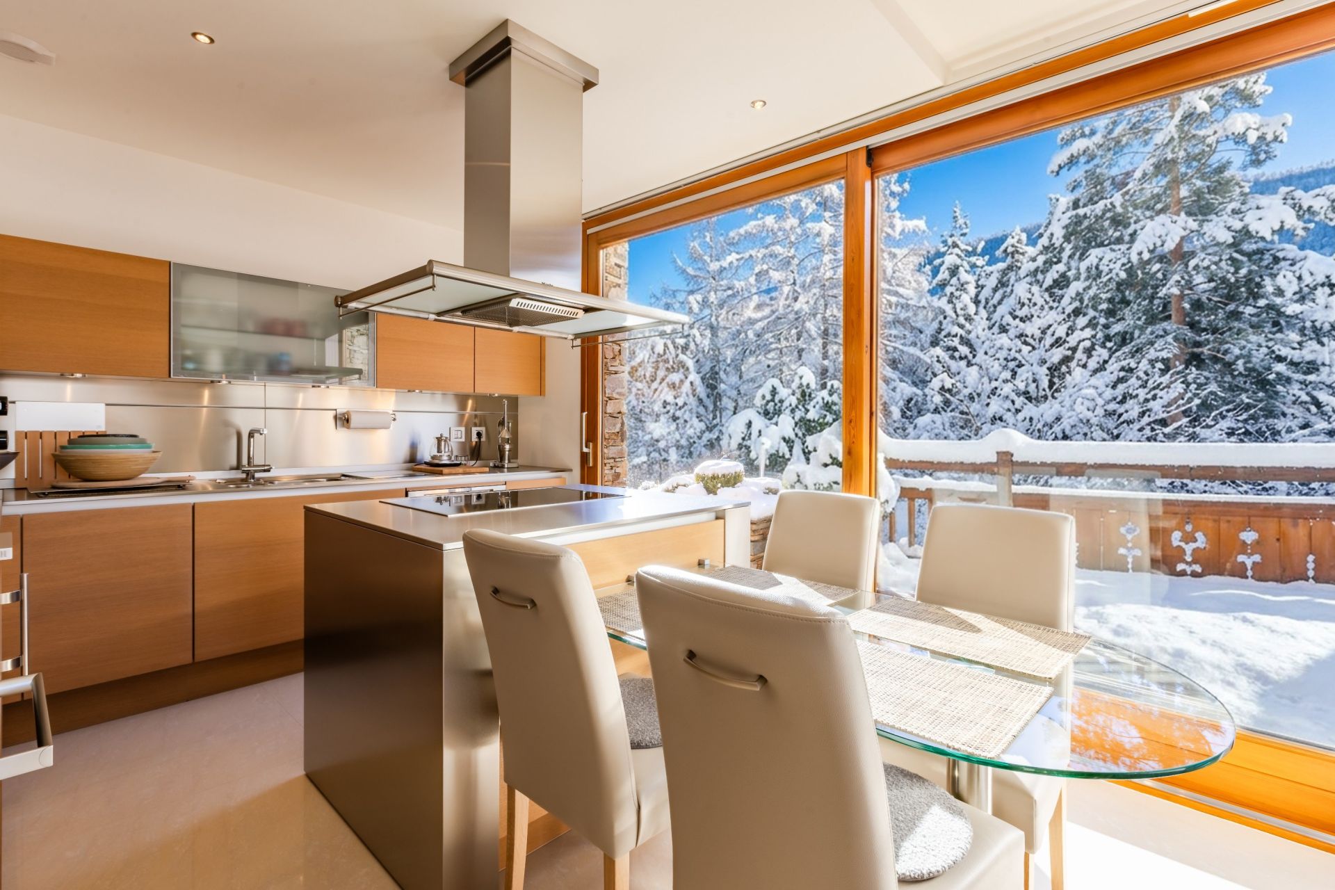 chalet 8 Pièces en vente sur LA SALLE LES ALPES (05240)