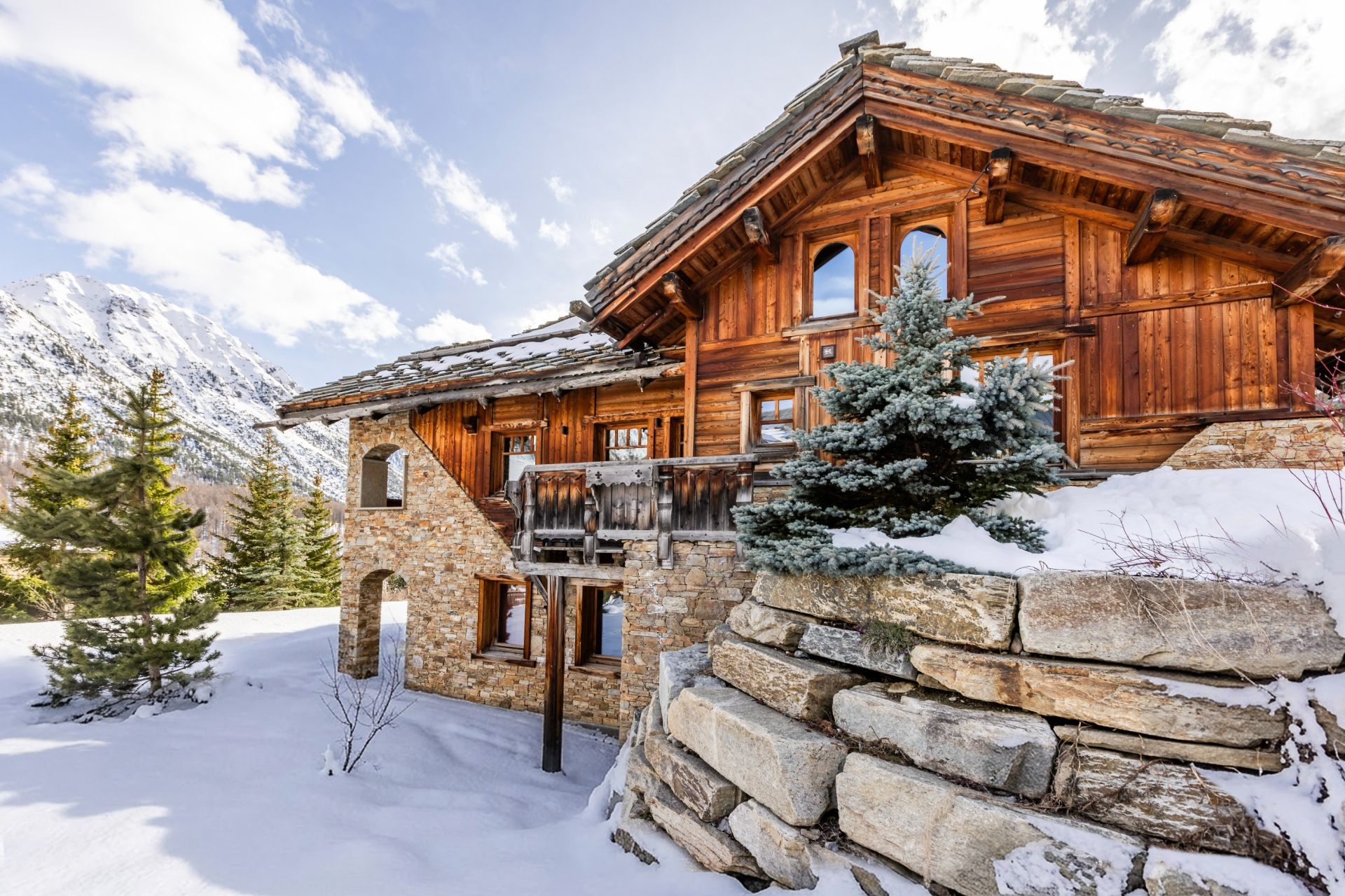 chalet 12 Pièces en vente sur MONTGENEVRE (05100)